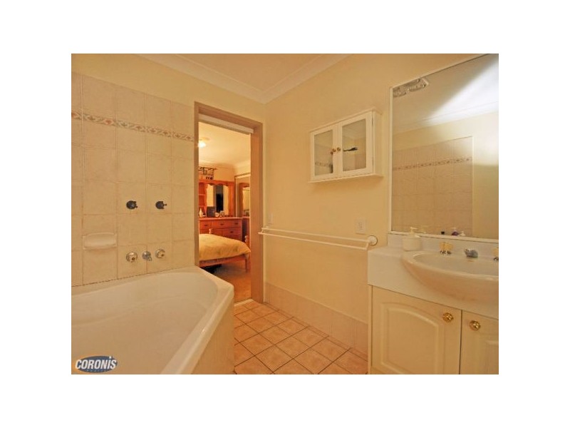 34 Washbrook Crescent, Petrie QLD 4502