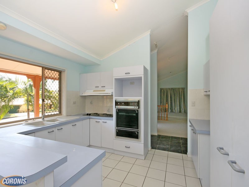 Arana Hills QLD 4054