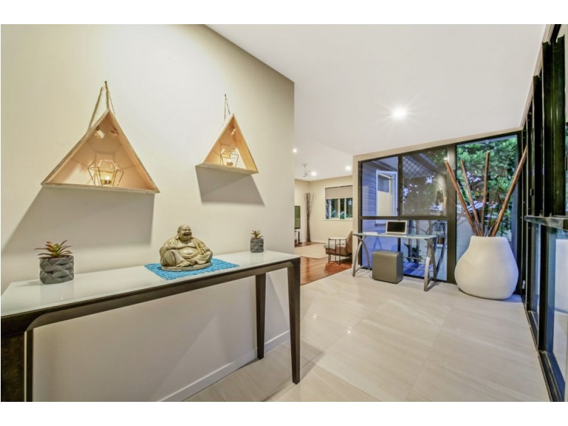 7 Giles Street, Stafford Heights QLD 4053