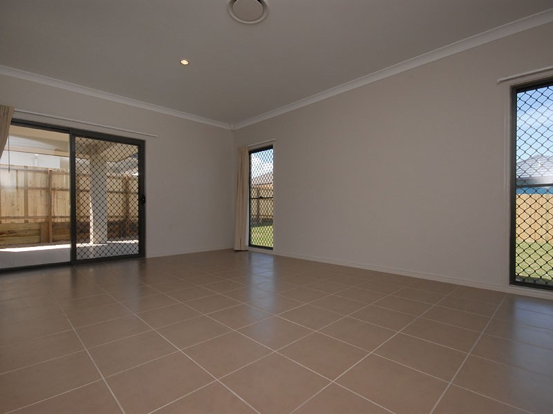 22 Gibbs Street, North Lakes QLD 4509