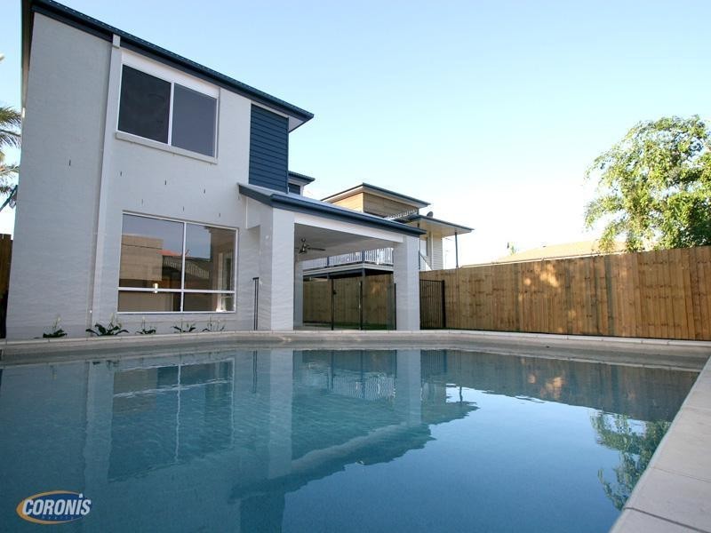 Hamilton Ave, Hendra QLD 4011