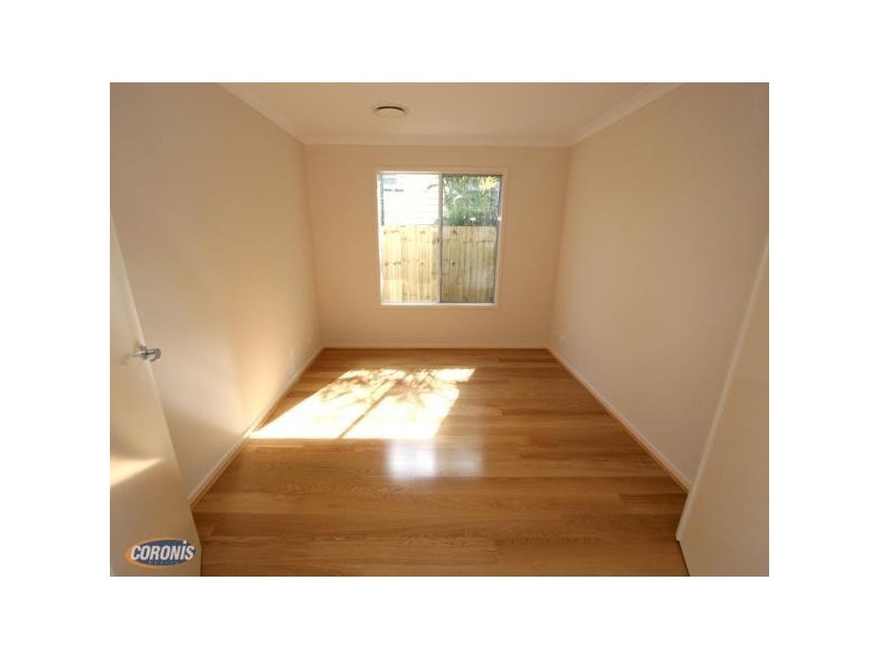 Hamilton Ave, Hendra QLD 4011