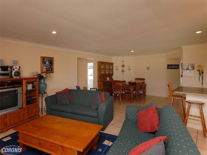 Eatons Hill QLD 4037