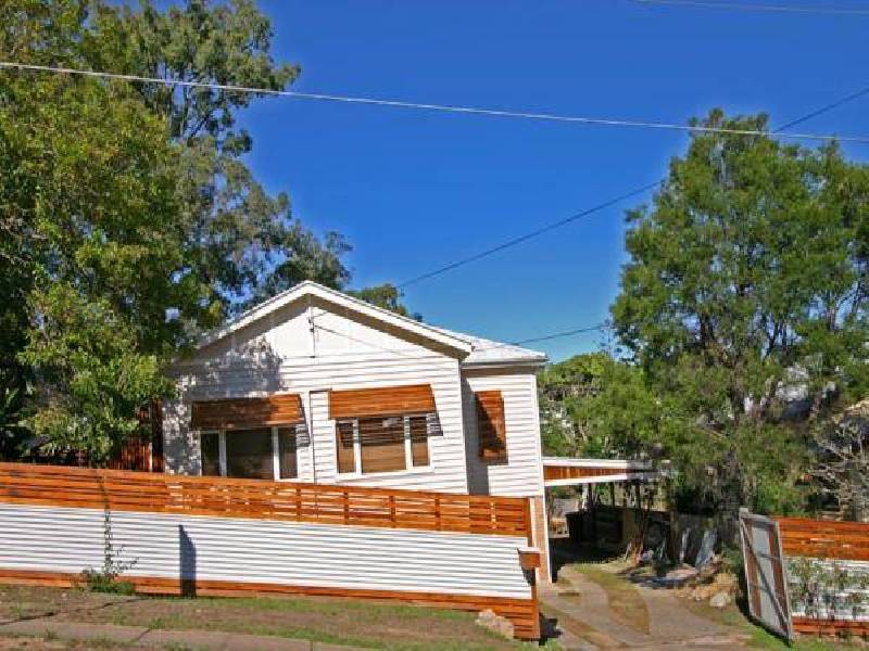 224 Kitchener Road, Stafford Heights QLD 4053