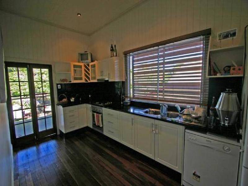 224 Kitchener Road, Stafford Heights QLD 4053