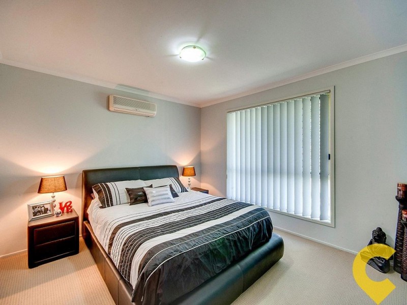 31 Blue Mountain Crescent, Warner QLD 4500