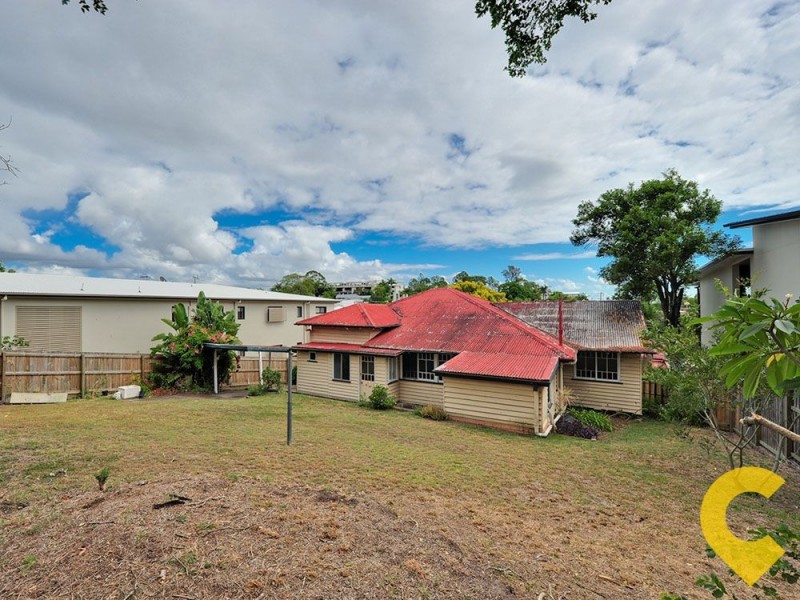 259 Wynnum Rd, Norman Park QLD 4170