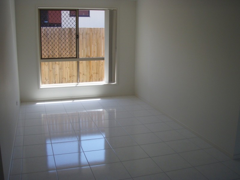 6 Paulette Court, Cashmere QLD 4500