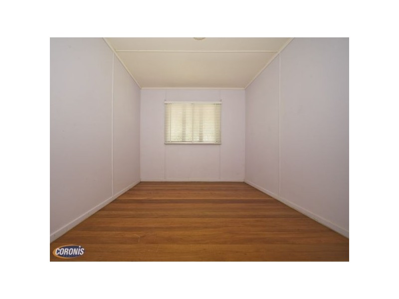 1 Houghton Street, Petrie QLD 4502