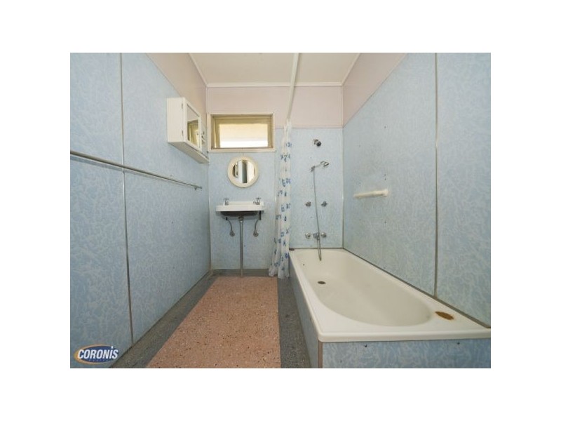 1 Houghton Street, Petrie QLD 4502