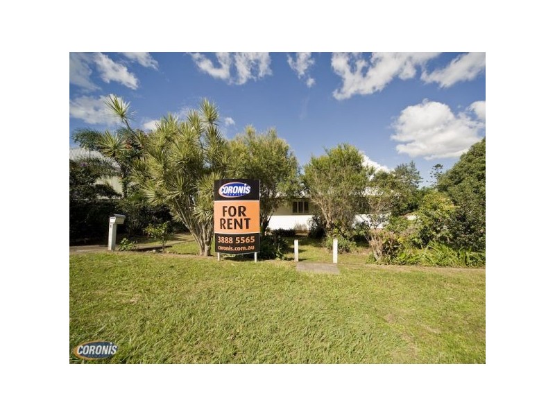 1 Houghton Street, Petrie QLD 4502