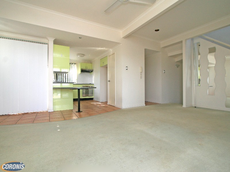 2/27a Burnaby Terrace, Gordon Park QLD 4031