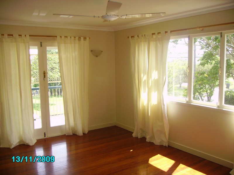 32  Oakey Street, Stafford Heights QLD 4053