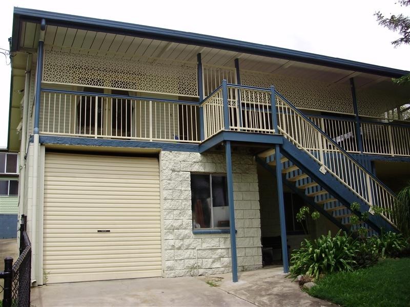 32  Oakey Street, Stafford Heights QLD 4053