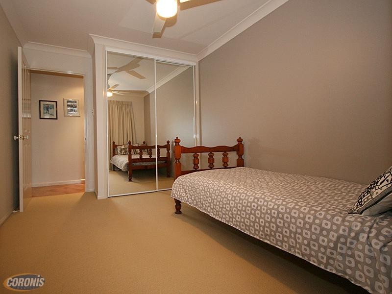 Whipbird Place, Aspley QLD 4034