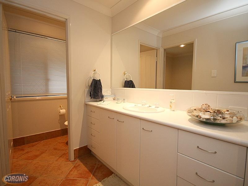 Whipbird Place, Aspley QLD 4034