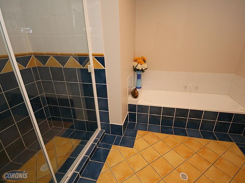 Whipbird Place, Aspley QLD 4034