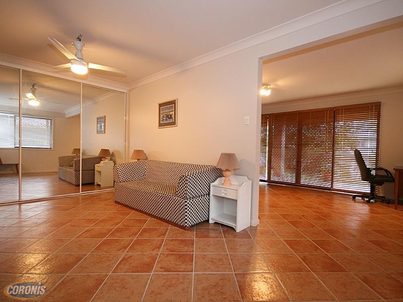 Whipbird Place, Aspley QLD 4034