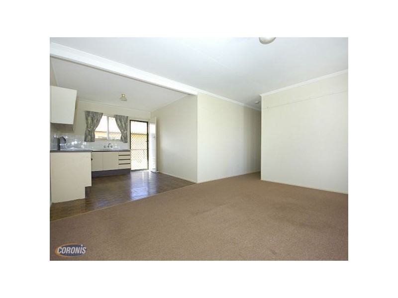 2/11 Slater Avenue, Lawnton QLD 4501