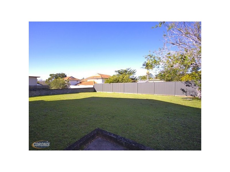 2/11 Slater Avenue, Lawnton QLD 4501