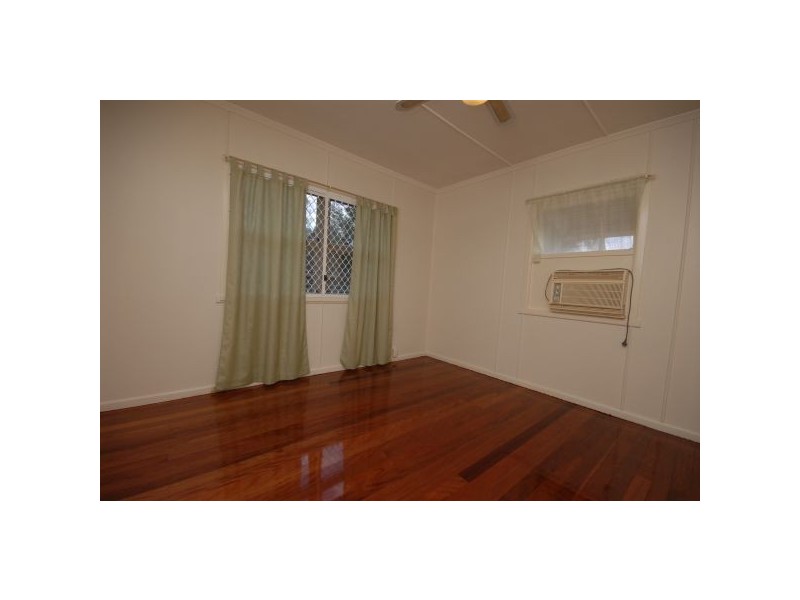 15 Spencer Street, Lawnton QLD 4501