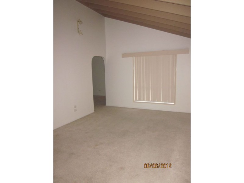 1 Lark Court, Albany Creek QLD 4035