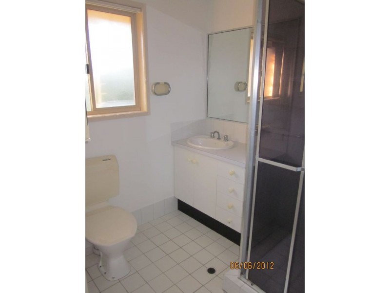 1 Lark Court, Albany Creek QLD 4035