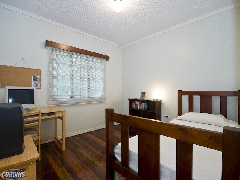 Stafford Heights QLD 4053