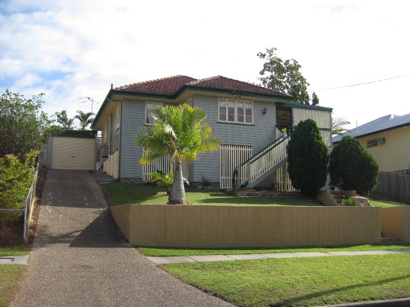 33 Thuruna Street, Stafford QLD 4053