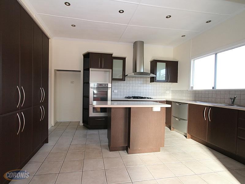 Rode Rd, Wavell Heights QLD 4012