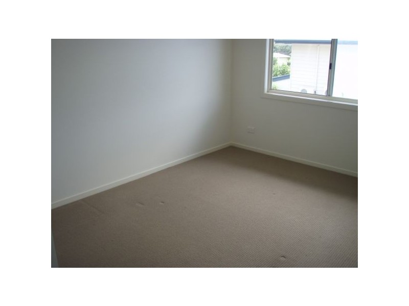 2/64 Station Road, Lawnton QLD 4501