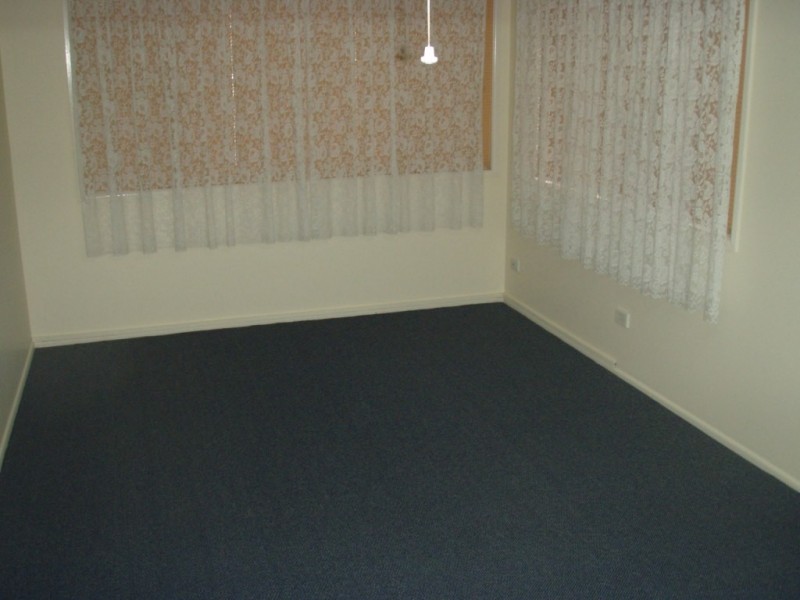 13 Woodlands Avenue, Petrie QLD 4502