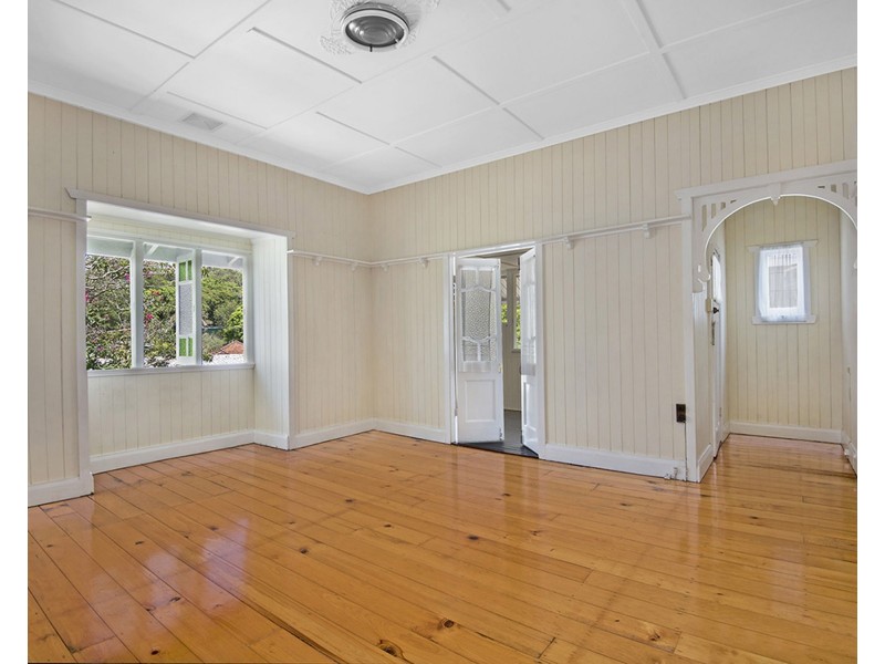 14 Terang Street, Newmarket QLD 4051