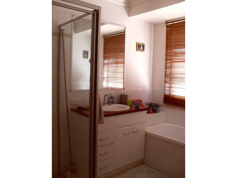 28 Groves Crescent, Boondall QLD 4034