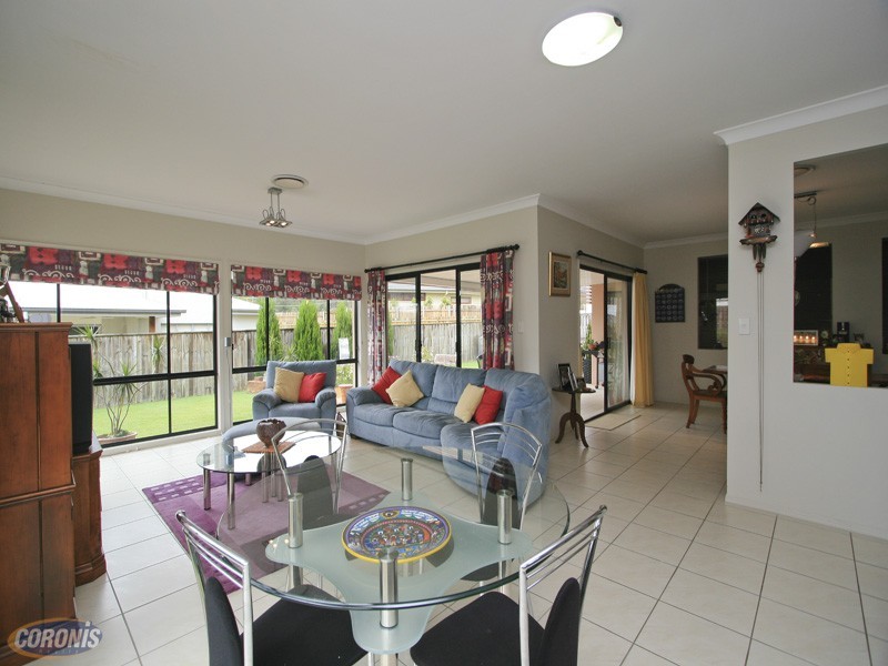3 Estonia Avenue, Bridgeman Downs QLD 4035
