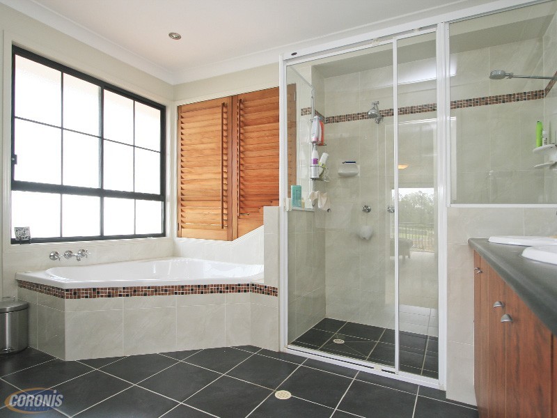 3 Estonia Avenue, Bridgeman Downs QLD 4035