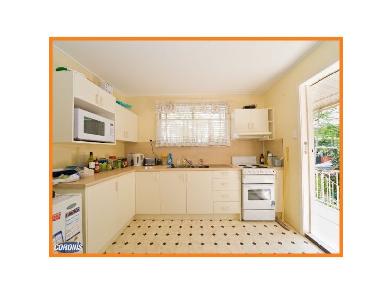 90 Hebe Street, Bardon QLD 4065