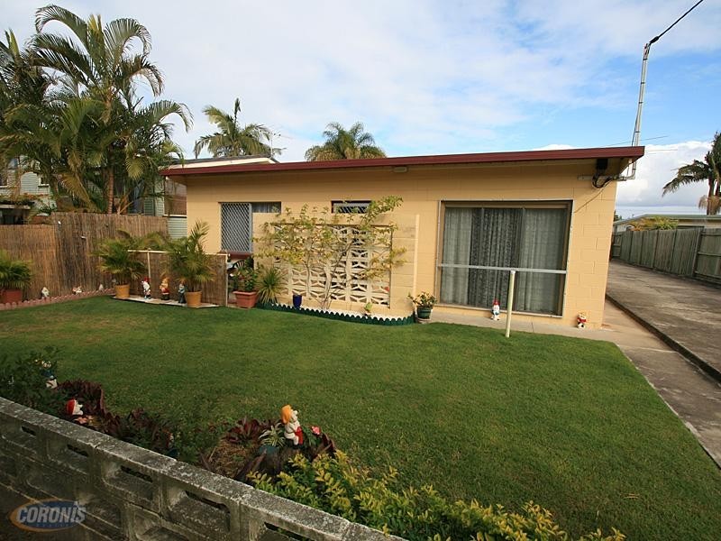 11 Centaur Street, Redcliffe QLD 4020