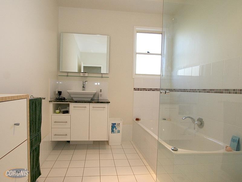 20 Shamrock Street, Gordon Park QLD 4031