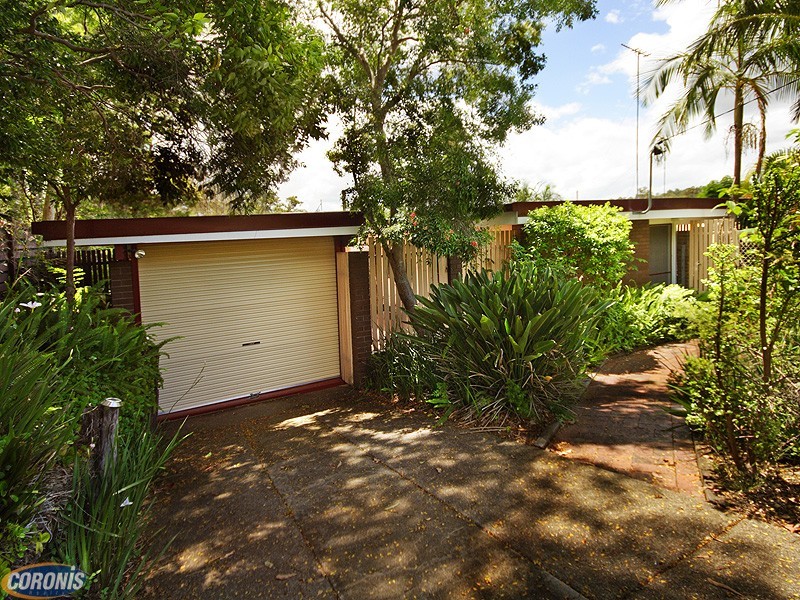 18 Kylie Avenue, Ferny Hills QLD 4055