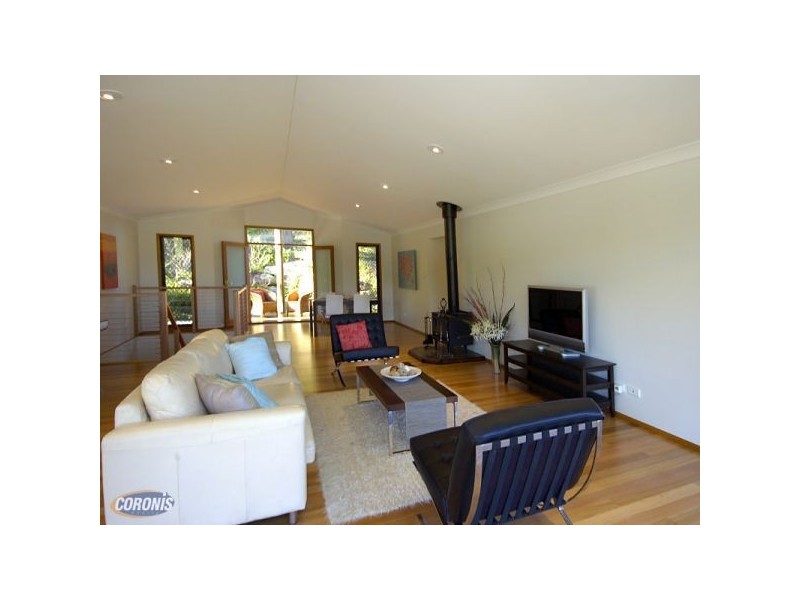 3 Mt Nebo Road, The Gap QLD 4061