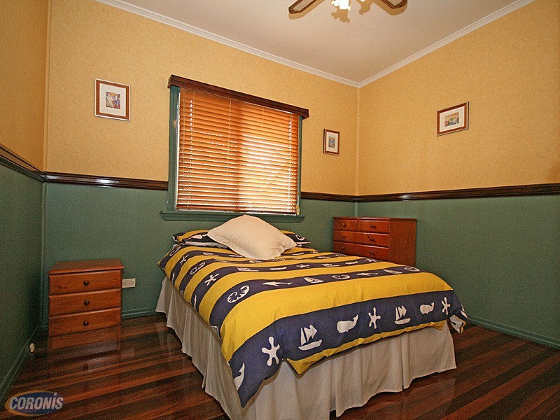 Hill Parade, Clontarf QLD 4019