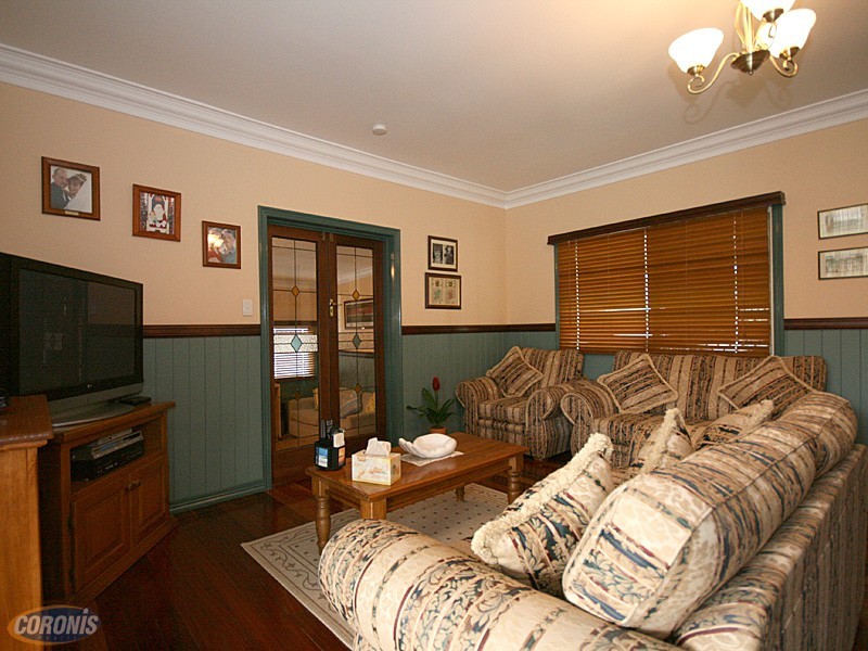Hill Parade, Clontarf QLD 4019