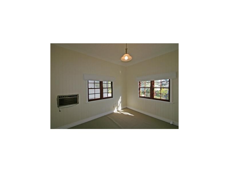 44 Gordon Street, Gordon Park QLD 4031