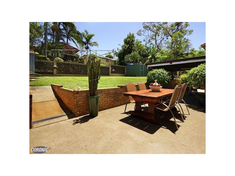 24 Ferny Way, Ferny Hills QLD 4055