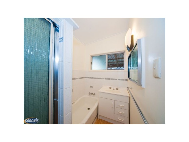 24 Ferny Way, Ferny Hills QLD 4055