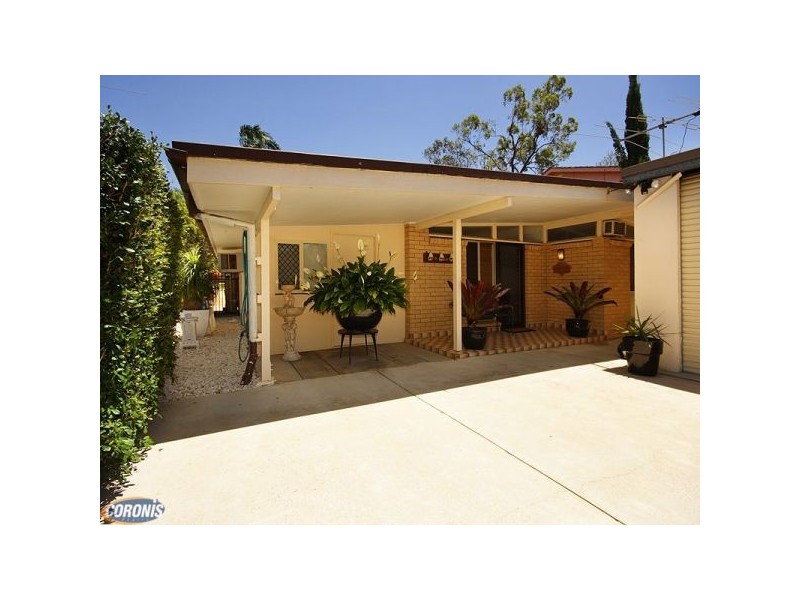 24 Ferny Way, Ferny Hills QLD 4055