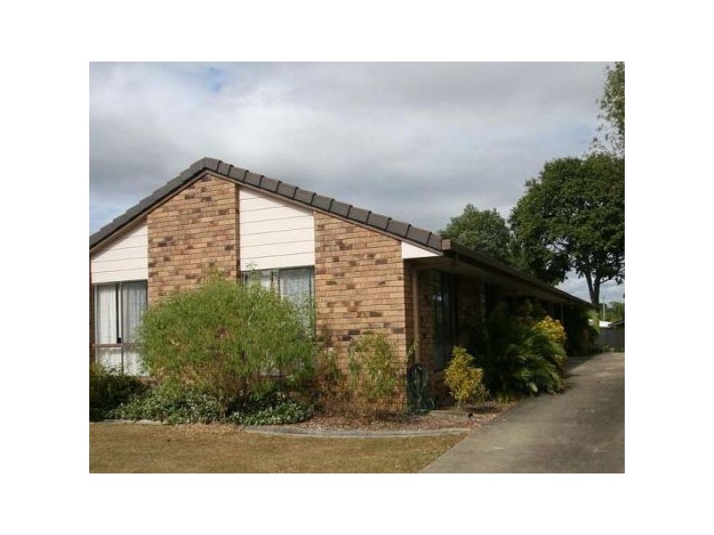 2/5 Dowling Court, Caboolture QLD 4510