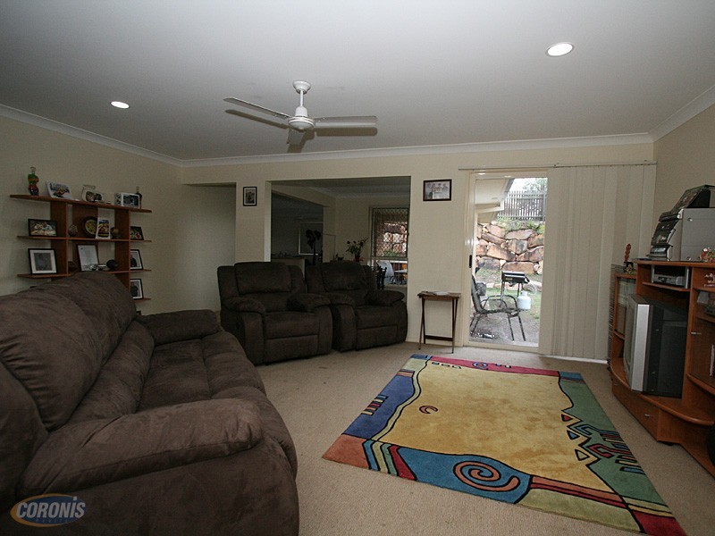 10 Vauton Court, Arana Hills QLD 4054