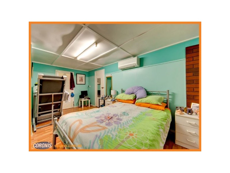 77 Plucks Road, Arana Hills QLD 4054